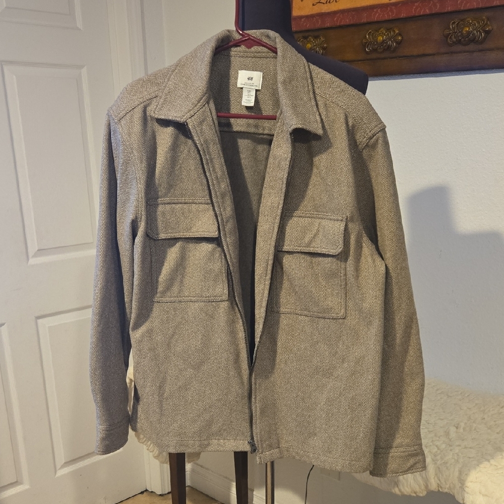 H&M Men's Light Gray Shirt Jacket